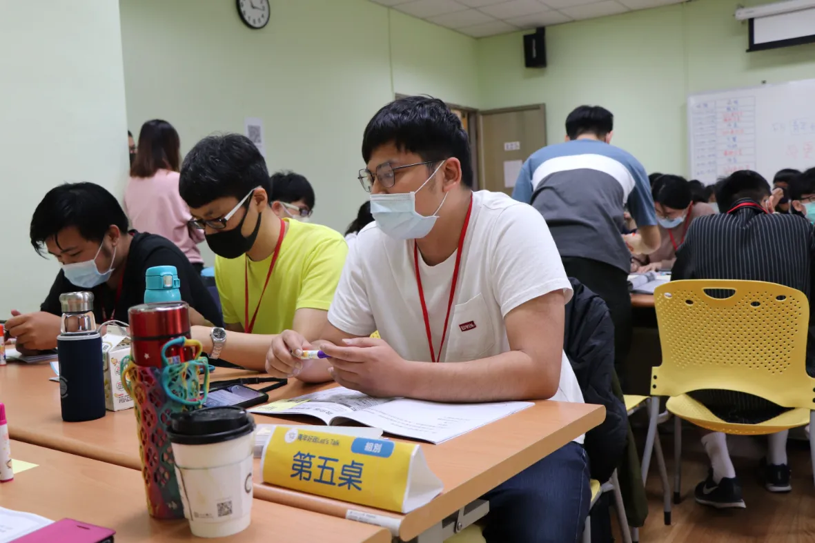 看見銀髮需求，用行動豐富生命─現有社區服務資源建構對高齡者心理健康之回應性２０